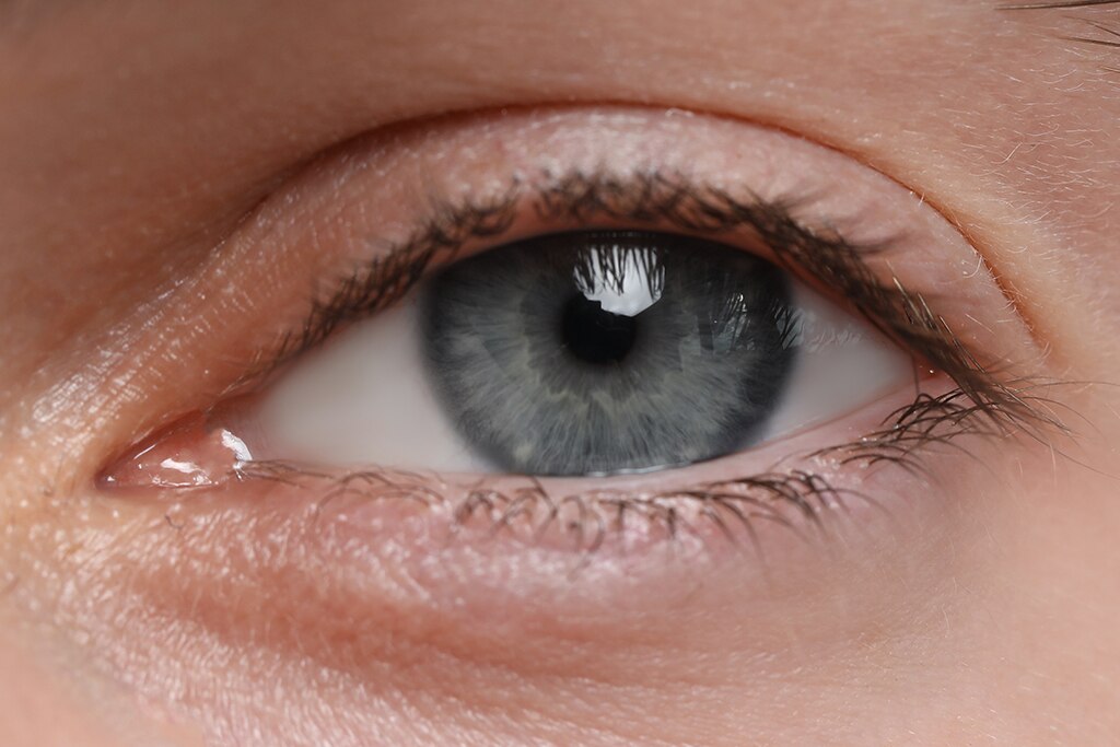 Graue Augen